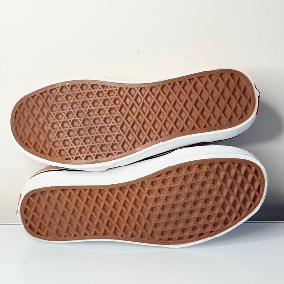 Van’s Ward Women’s Canvas Skater Sneaker 7.5 Rose - Picture 4 of 7